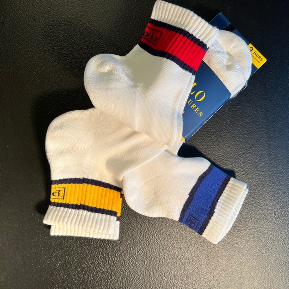 POLO RALPH LAUREN Men's 3 Pack Tech Athletic Quarter Socks with Polo Logo - Picture 3 of 3